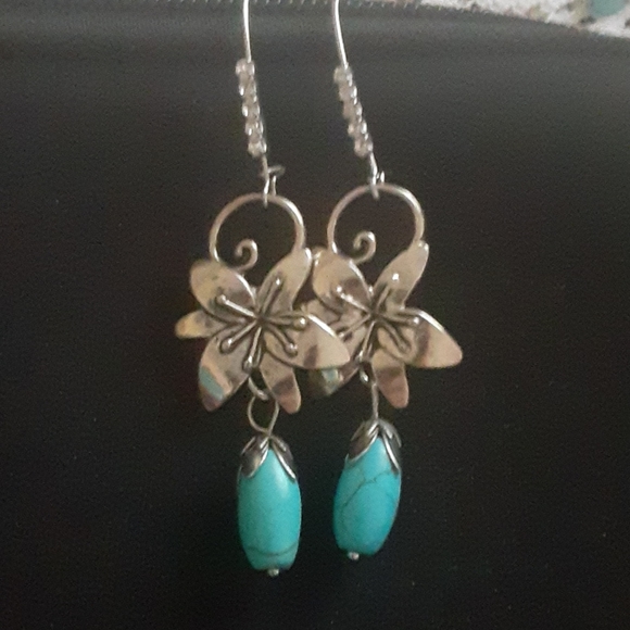 Jewelry - Earrings